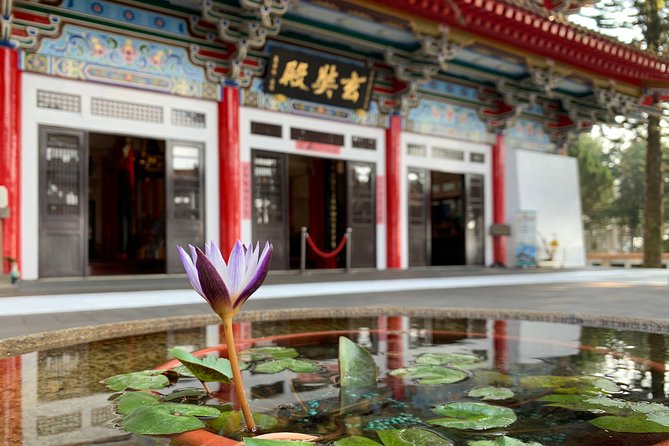 2-Day Private Tour to Sun Moon Lake and Mount Hehuan - What the guide service adds