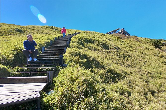 2-Day Private Tour to Sun Moon Lake and Mount Hehuan - The overnight stop at Qingjing Farm