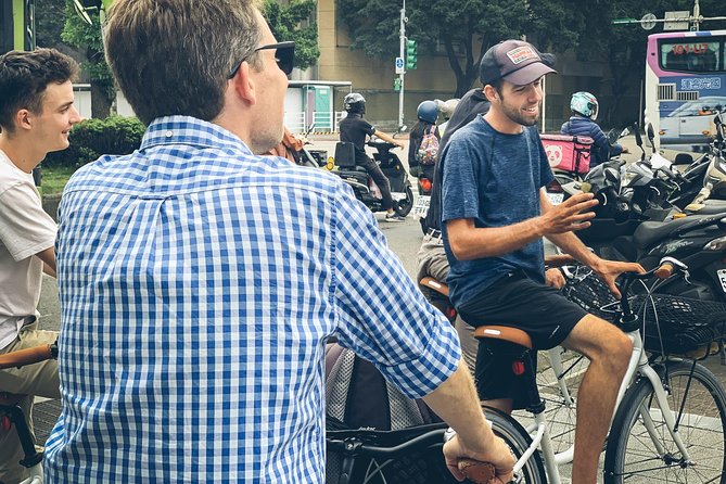 4-Hour Morning Cycling City Tour (incl. breakfast) - Dadaocheng Pier and the old river trade