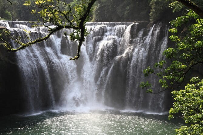 7-Hour Join tour - Jiufen Village & Shifen Town - Meeting in Taipei and riding out in comfort