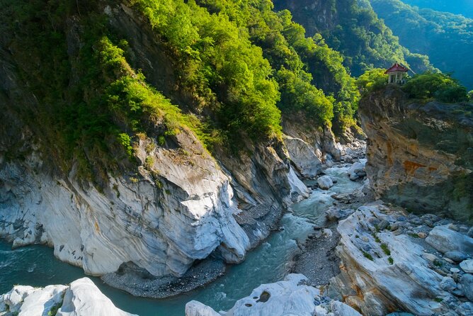 8-Hour Customize Your Wonderful Private Hualien Day Tour - Taroko National Park and the reality of changing access