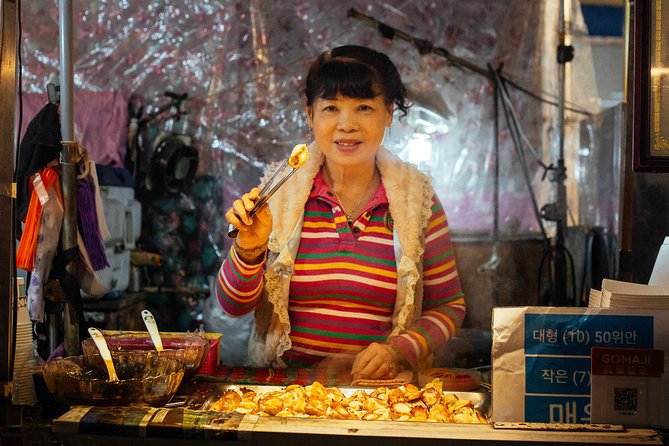 A Magical Evening in Taipei: Private City Tour - Guides who shape the experience