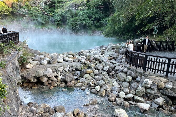 Beitou and Yangmingshan Day Tour from Taipei - Yangmingshuwu and Taiwan’s political past