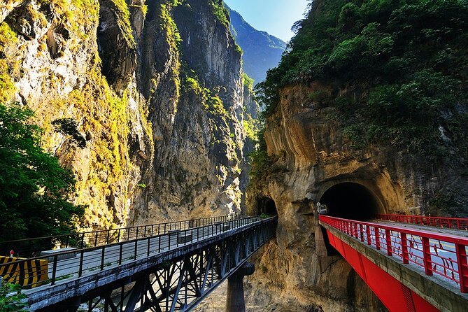 Best of Taiwan 9 Days Tour - Day 7: Yehliu, Jiufen, and the Pingxi rail country
