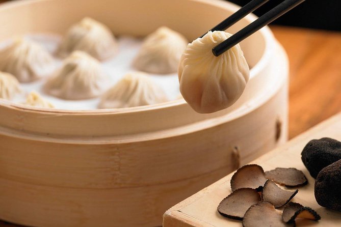 Dinner at Din Tai Fung with Luxury Chinese Massage Treatment - A relaxed start with hotel pickup at 2:30 pm