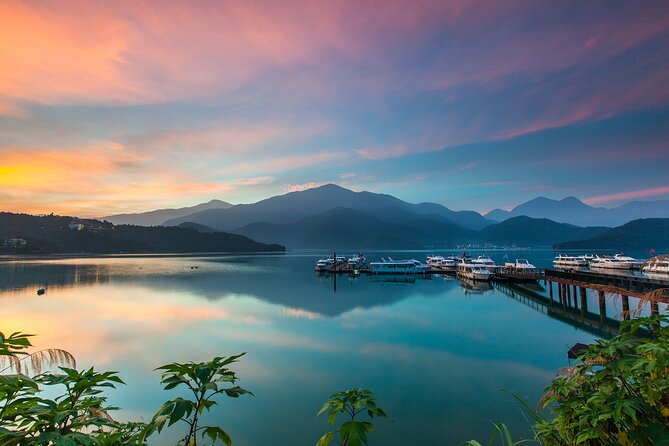 Exclusive 3-Day Sun Moon Lake & Alishan Private Tour - Who should book this tour?