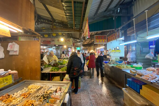 Food and Culture Walking Tour in Tainan - Breakfast at Shuixian Gong Market