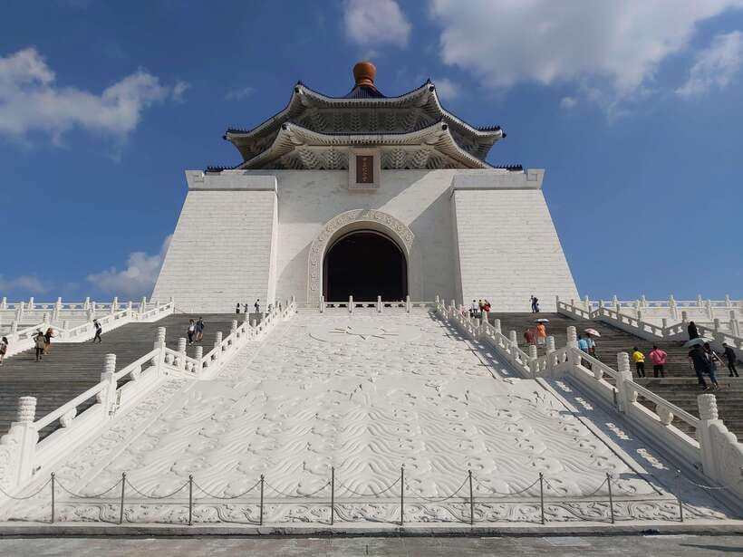From Keelung: Private Taipei City Landmarks Shore Excursion - What the private format is really worth