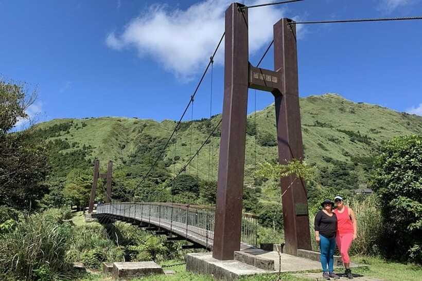 From Taipei: Beitou & Yangmingshan Private Day Tour - Xiaoyoukeng shows the mountain’s volcanic side