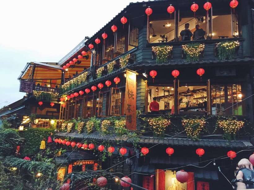 From Taipei: Private Scenic Tour to Jiufen, Yehliu & Pingxi - Jiufen: tea houses, snacks, and steep old lanes