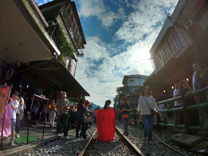 From Taipei: Private Scenic Tour to Jiufen, Yehliu & Pingxi - Is $120 per person good value?