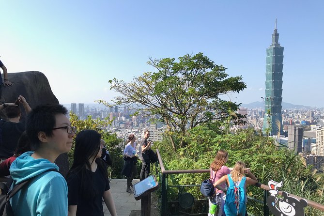 Full-Day Private Custom Keelung Shore Excursions - Chiang Kai-shek Memorial Hall and the questions behind the monument