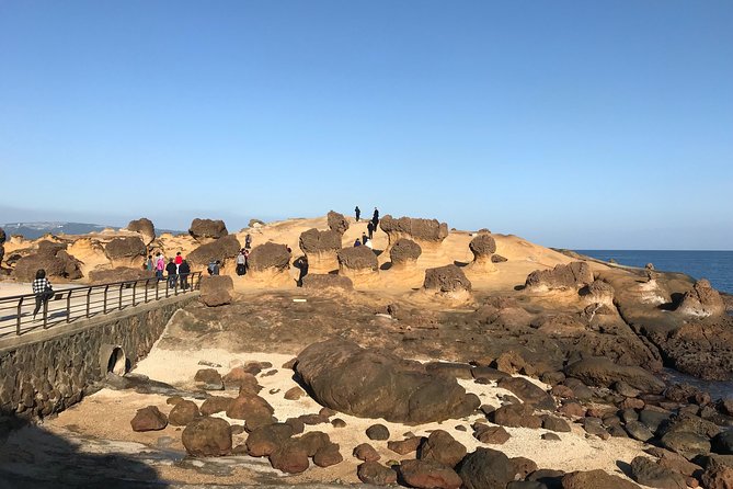 Full-Day Private Custom Keelung Shore Excursions - Yongkang Street: a practical place for lunch