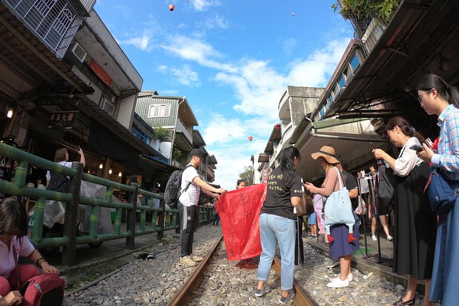 Full-Day Private Custom Keelung Shore Excursions - Optional swaps for a more personal Taipei day