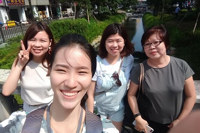 Guided Historical Tour in Taichung with Suncake DIY Experience - Green River offers a quieter change of pace