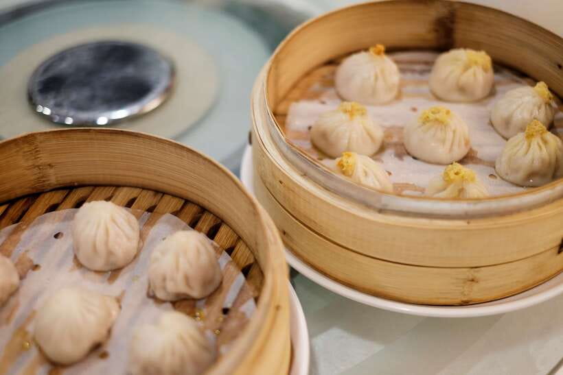 Iconic Food Tour: Local Street Food, Drinks & Sites - Key Things To Know Before You Go