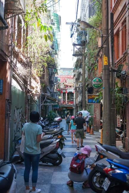 Keelung: Guided Walking Tour with Snacks and Drink - Why Keelung Makes a Good Walking Tour
