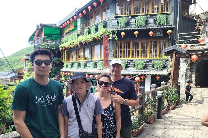 Keelung Port Cruise Tour from Taipei - The Gold Museum and Yin Yang Sea