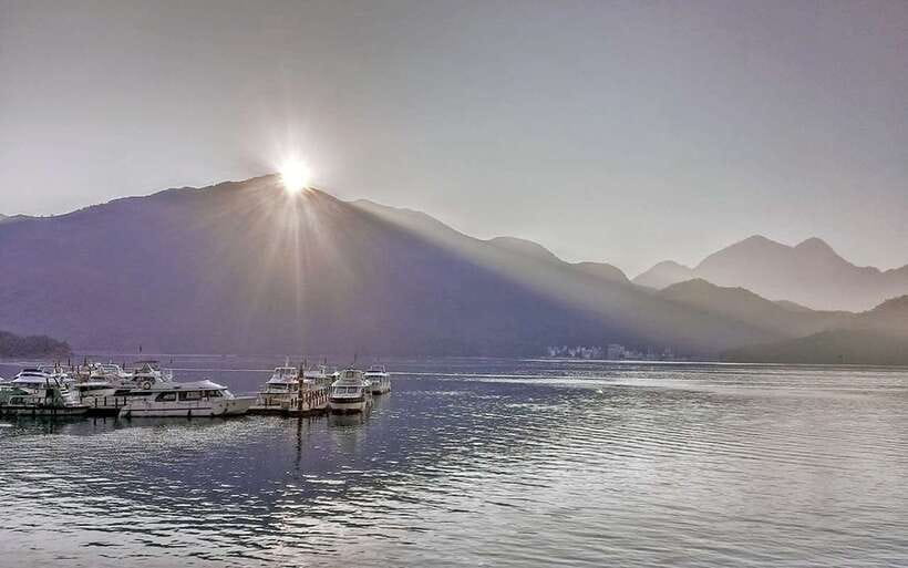 Nantou: Sun Moon Lake Combo - Taking the boat toward Lalu Island and Syuentzang Temple