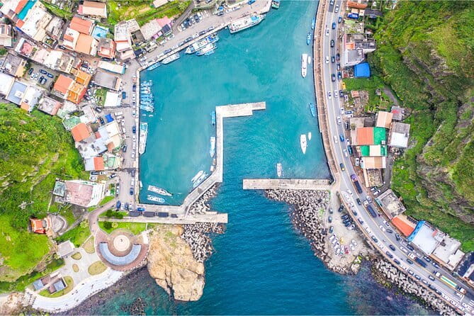 Northeast Coast Instagram Photo Tour in Keelung & New Taipei - Why this coast tour works as a day from Taipei