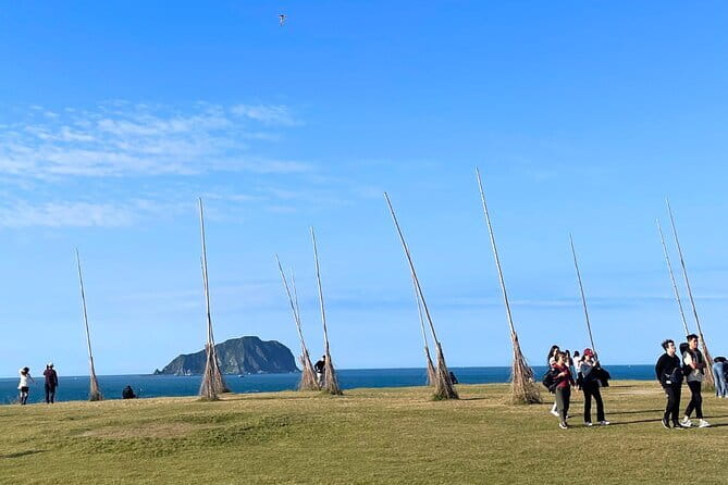 Northeast Coast Instagram Photo Tour in Keelung & New Taipei - Bitou Cape: cliffs, sea views, and the lighthouse