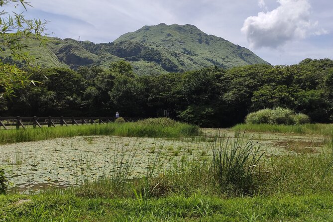 One Day Hike around Taipei's Yangmingshan National Park - Choosing Between the Standard and Extended Routes