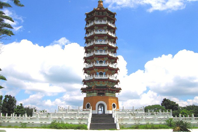 Private 4-Day Central & Southern Taiwan Tour (Sun Moon Lake, Kaohsiung, Kenting) - Guides, Transport, and Daily Comfort