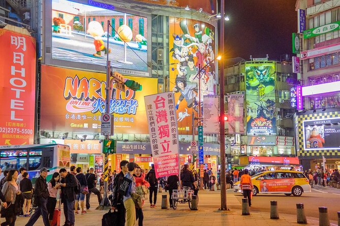 Private Cruise Tour from Keelung: Trip to Taipei - Dihua Street and the Dadaocheng district