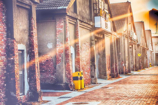 Private Custom Kaohsiung Day Tour - Xiziwan: save energy for the coast