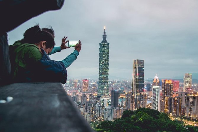Private Custom Taipei Airport Layover Tour - Why a private car makes Taipei possible during a layover