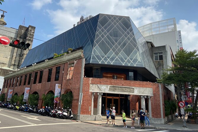 Private Taichung Instagram Day Tour from Taipei - The private vehicle saves time, but the day is still long