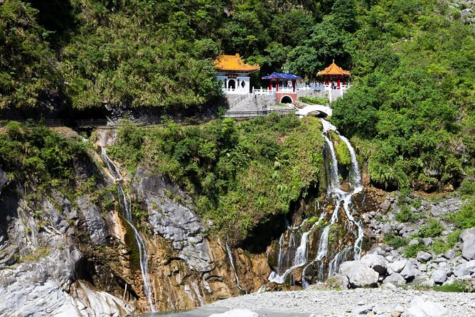 【Private】Taroko National Park (Pickup from Taipei/Yilan/Hualien) - The Tunnel of Nine Turns and the Liwu River