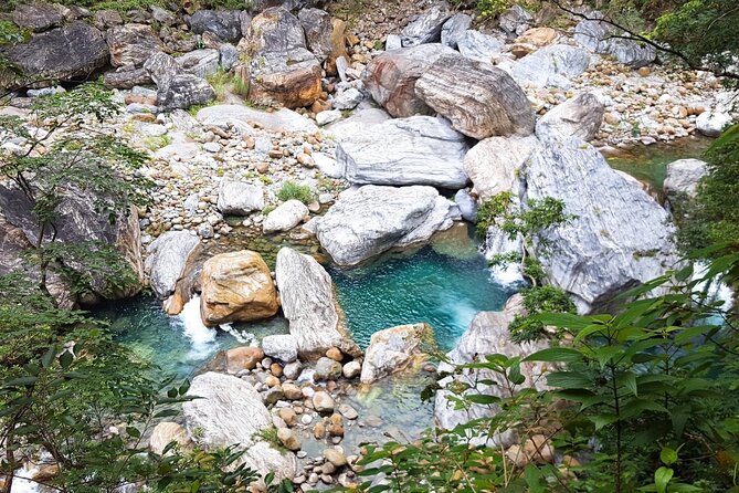 【Private】Taroko National Park (Pickup from Taipei/Yilan/Hualien) - Changchun Shrine and a short waterfall walk