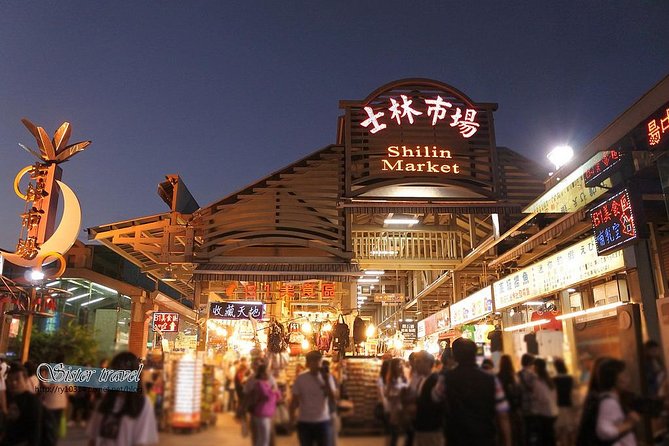 [Private Tour] Shilin Night Market Walking Tour With a Private Tour Guide (2-hr) - Meeting at Jiantan and getting oriented