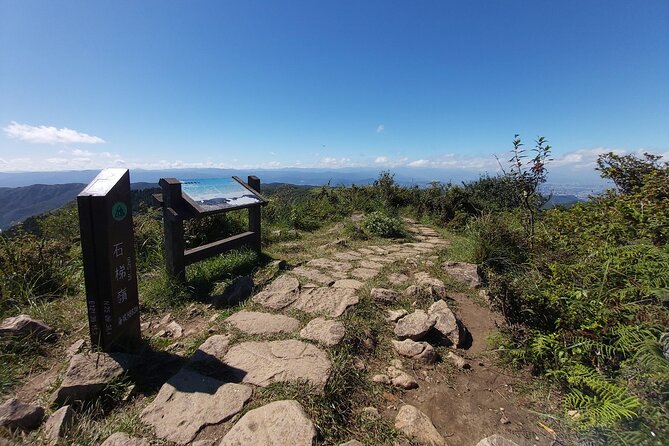 Private Yangmingshan National Park Hiking Day Tour from Taipei - Lengshuikeng and the quieter side of the park
