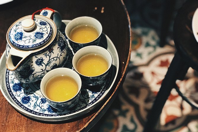 Sip & Savor: Maokong Tea & Shenkeng Stinky Tofu Private Day Tour - Why Maokong makes a good break from Taipei