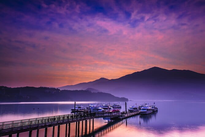 Sun Moon Lake & Qingjing Farm Day Guided Shared Tour | Taichung - The long road to Qingjing Farm