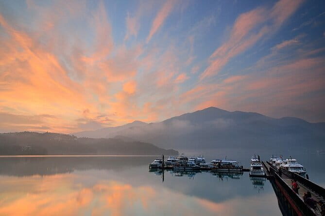 Sun Moon Lake & Qingjing Farm Day Guided Shared Tour | Taichung - The guiding is helpful, but not guaranteed in English