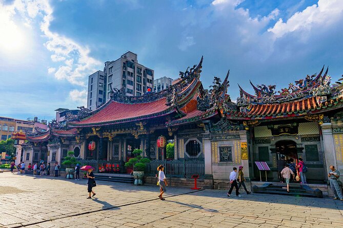 Sweets to Streets: 6Hr Taipei Adventure with Pineapple Cake DIY - Dihua Street: Taipei’s older commercial character