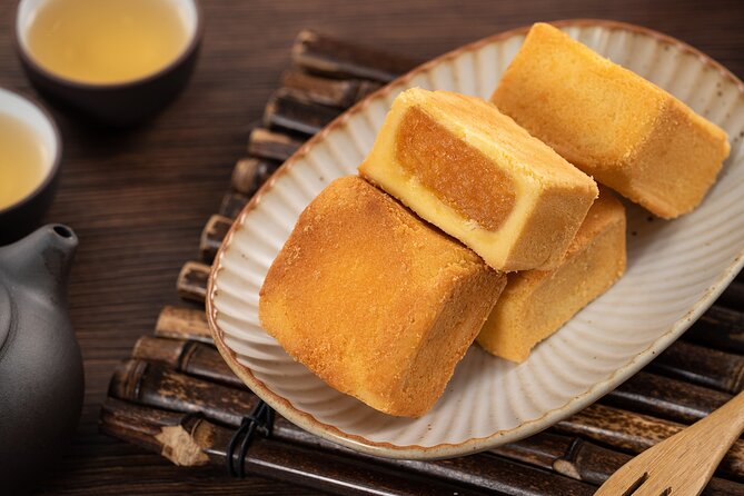 Sweets to Streets: 6Hr Taipei Adventure with Pineapple Cake DIY - Private transport changes the value equation