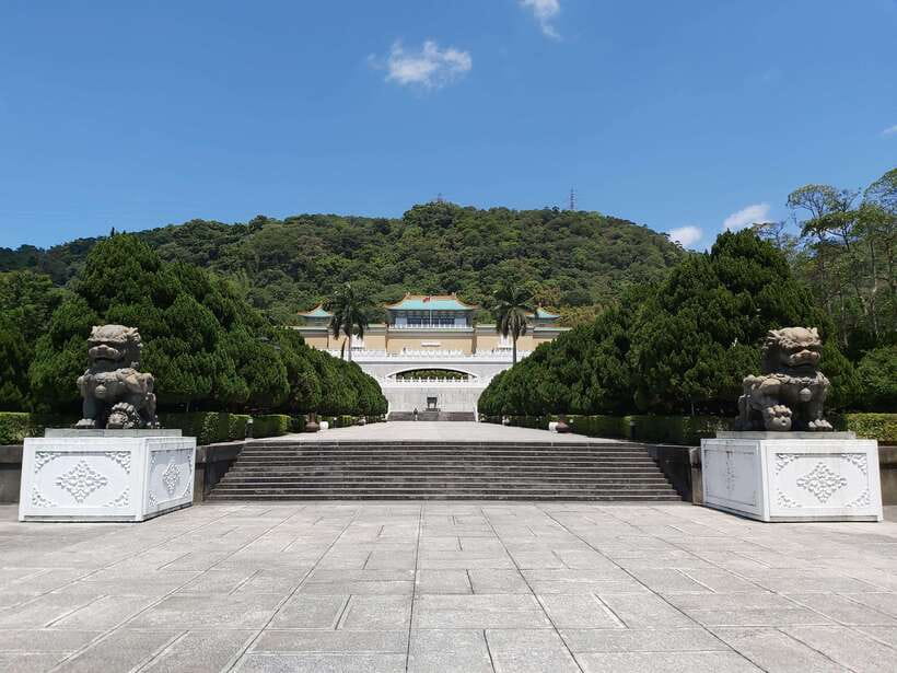 Taipei: Classic Landmarks Day Tour - Key points to know before booking