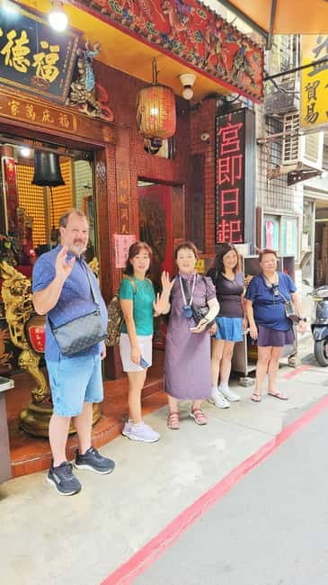 Taipei: Cooking Class & Market Adventure Historic Dadaocheng - Why the six-person limit matters