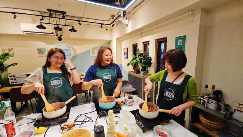 Taipei: Cooking Class & Market Adventure Historic Dadaocheng - Who should choose this experience?
