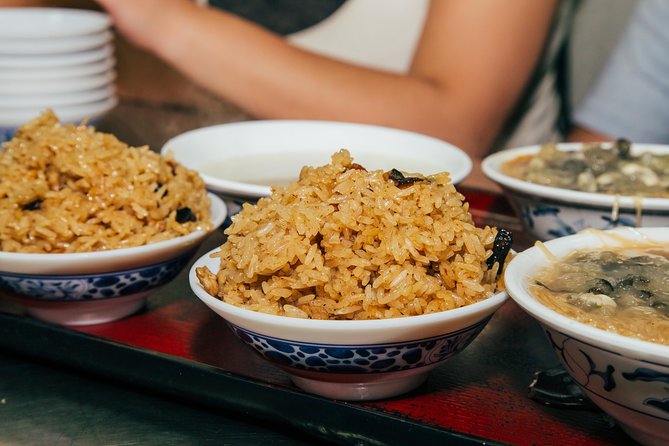 Taipei Food Tour: Night Market & Convenience Store(Food Included) - The Food: Familiar Favorites and Foods That Test You