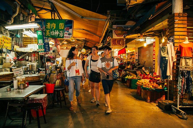 Taipei Food Tour: Night Market & Convenience Store(Food Included) - The Guides Can Make or Break the Evening