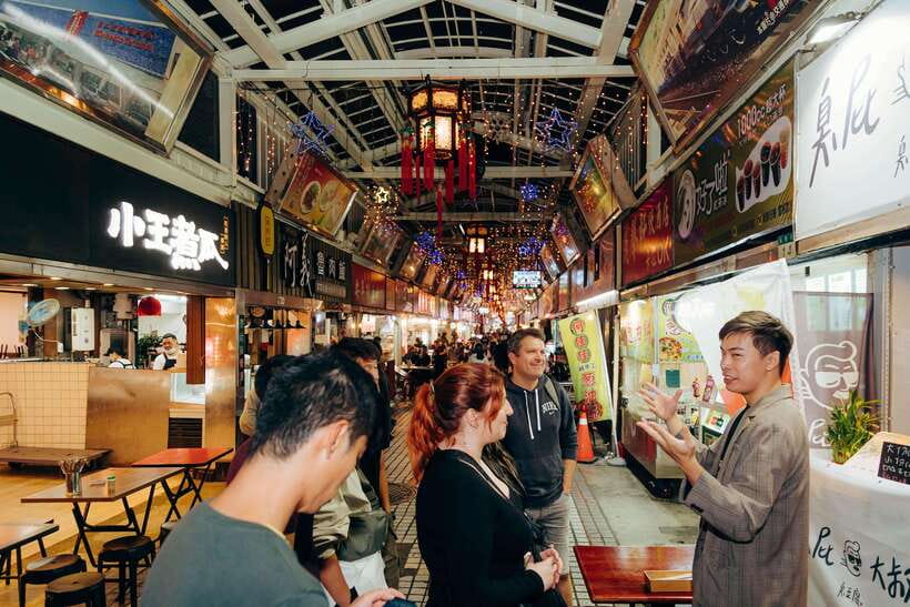 Taipei: Food Tours w/ Top 10 Taiwan Food (Breakfast/Dinner) - Is $44 a Good Deal?
