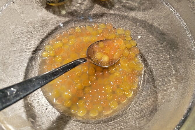 Taipei Fresh Market Tour and Colorful Bubble Tea Making - What you taste before making the drink