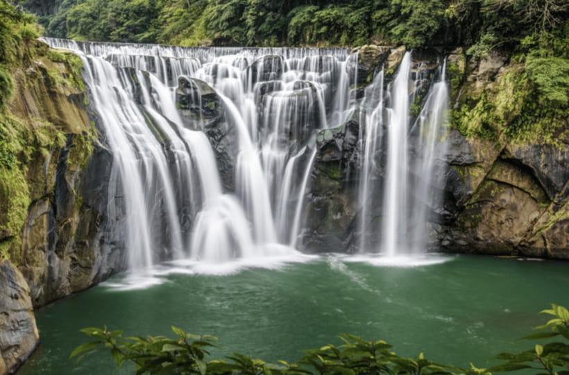 Taipei: Jiufen, Shifen Waterfall and Pingxi Sky Lantern Tour - Why this northern Taiwan tour works