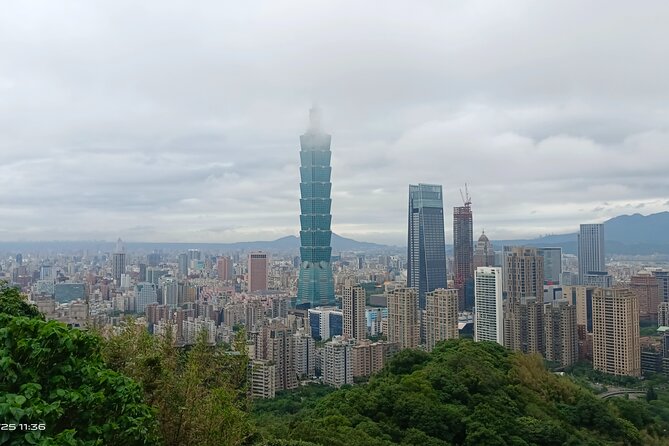 Taipei Memory - 2 Days Tour - The Grand Hotel Museum offers an unusual stop