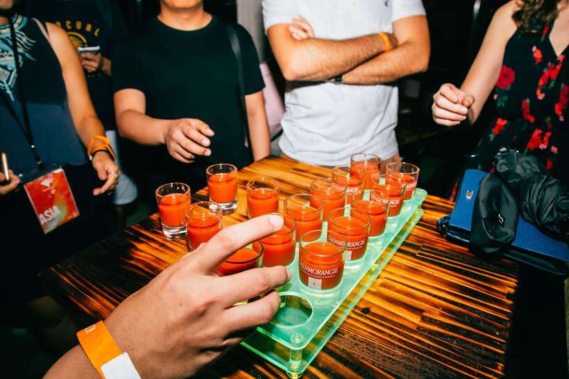 Taipei Nightlife: Taipei Pub Crawls (2 Different Routes) - Should you book the Taipei pub crawl?